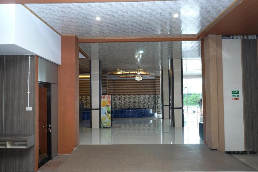 Grand Vella Hotel Pangkal Pinang Exterior photo