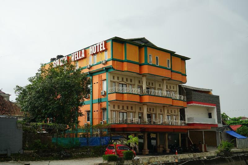 Grand Vella Hotel Pangkal Pinang Exterior photo