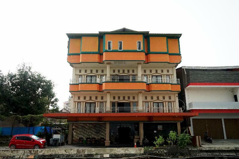 Grand Vella Hotel Pangkal Pinang Exterior photo